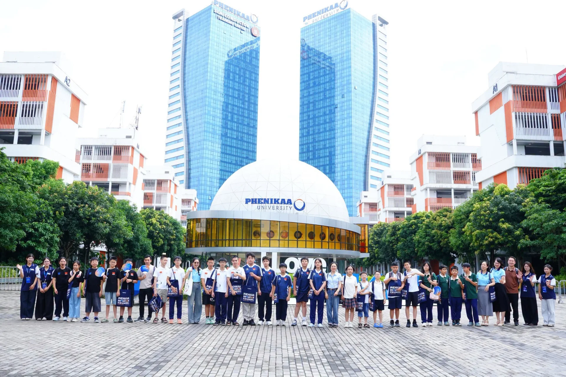 HỌC SINH TRƯỜNG THCS CẦU GIẤY HÀO HỨNG KHÁM PHÁ KHOA HỌC VÀ CÔNG NGHỆ TẠI PHENIKAA CAMPUS 2026