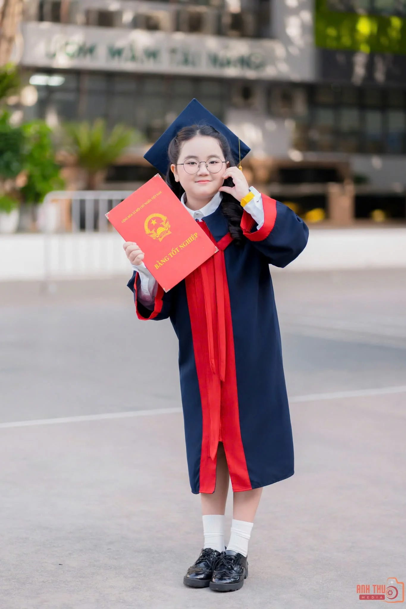 GIỮA NHIỀU CÁNH CỬA RỘNG MỞ, THỦ KHOA NGUYỄN PHƯƠNG VY CHỌN THCS CẦU GIẤY: "CON MUỐN HỌC CÙNG NHỮNG NGƯỜI GIỎI NHẤT!"