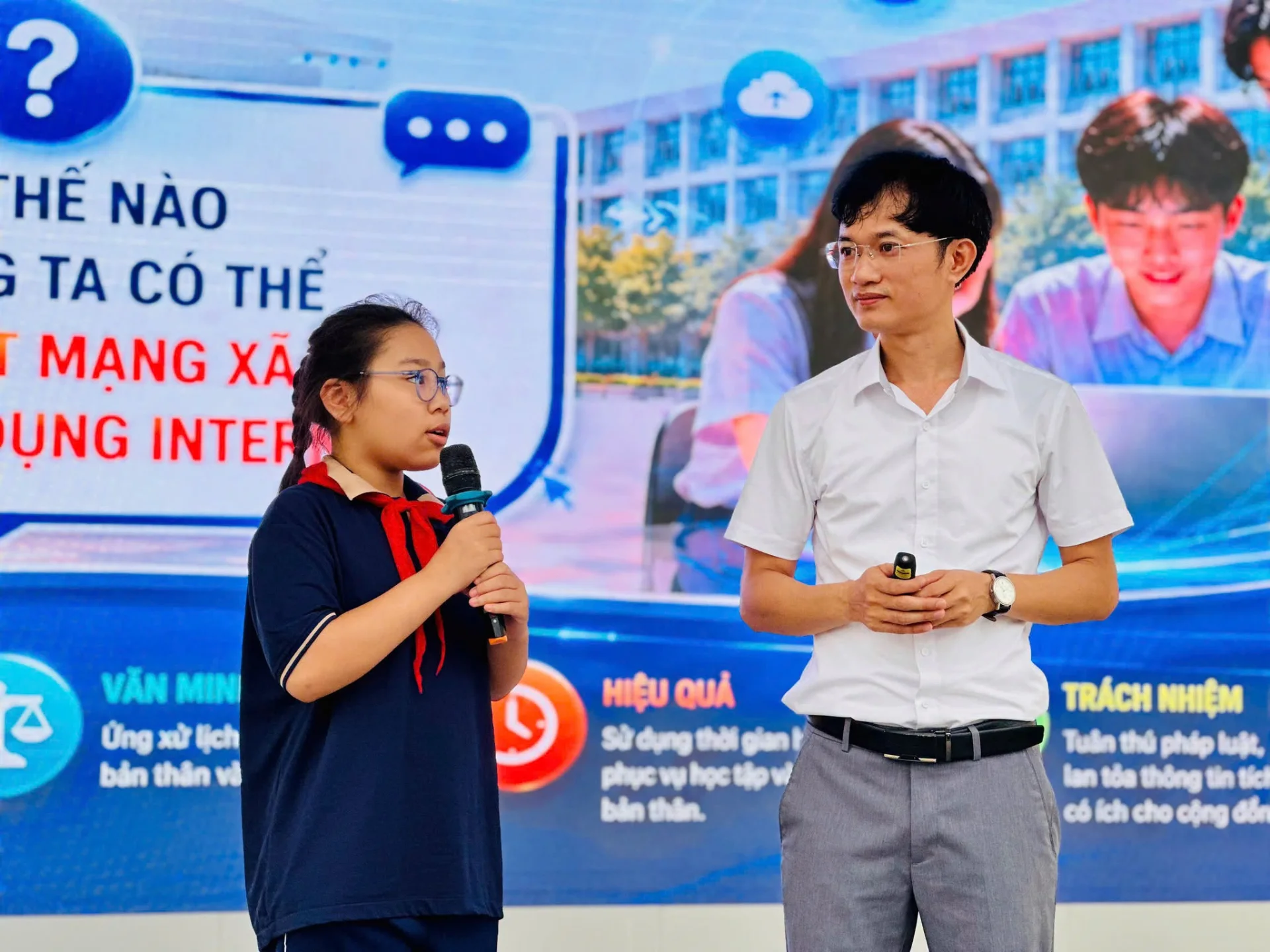 🌐 SỬ DỤNG MẠNG XÃ HỘI AN TOÀN, HIỆU QUẢ – HÀNH TRANG KHÔNG THỂ THIẾU TRONG THỜI ĐẠI SỐ